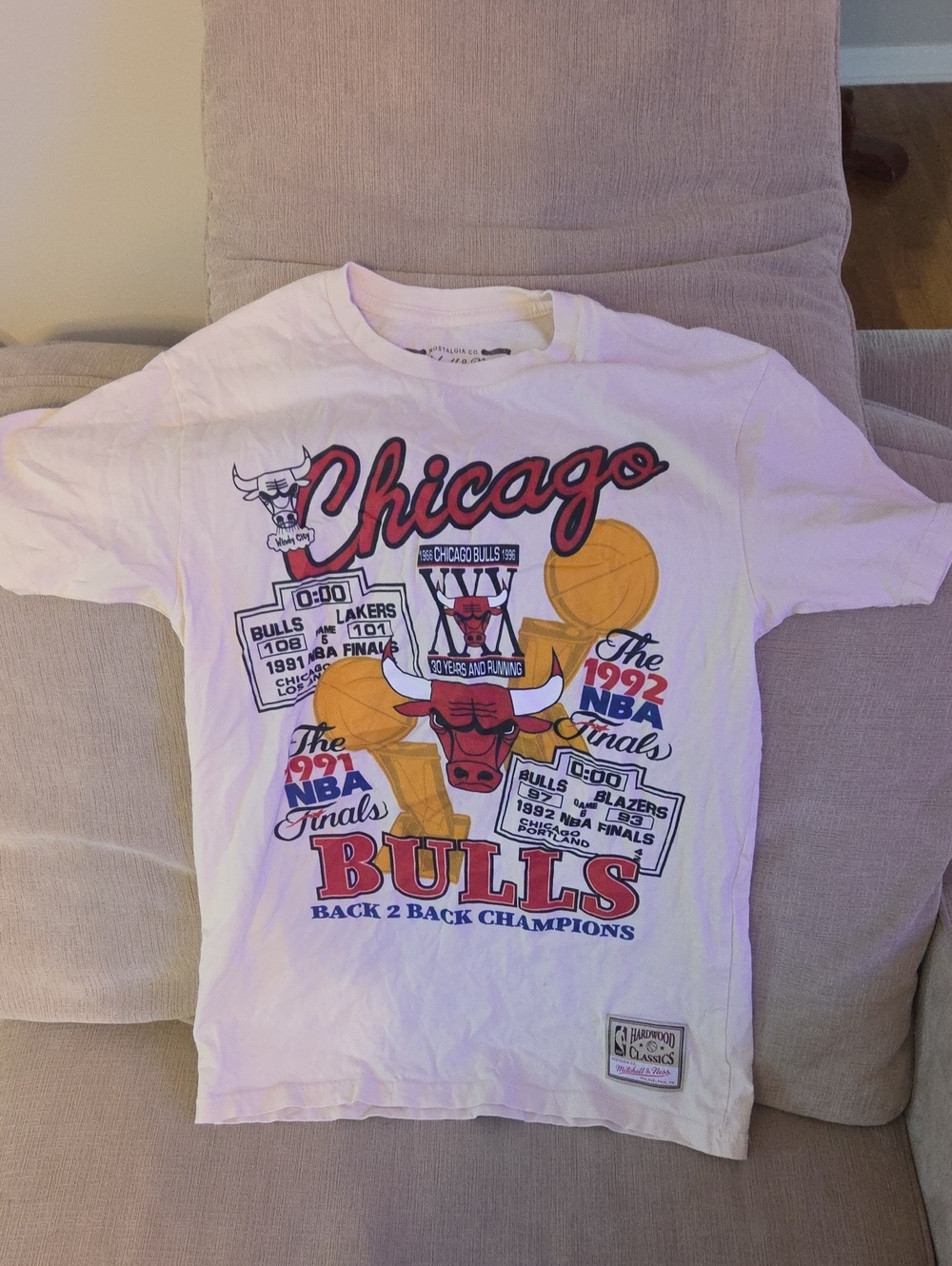 Mitchell & Ness Chicago Bulls White Graphic Tee with Red and Yellow Accents